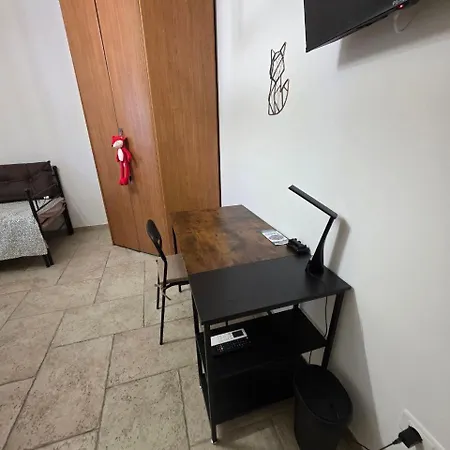 Bed and Breakfast B612 Rosa Volpe Aviatore 3*