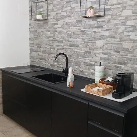 B612 Rosa Volpe Aviatore Bed and Breakfast 3*