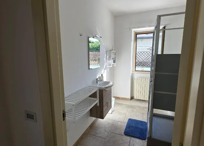 B612 Bed and Breakfast 3*