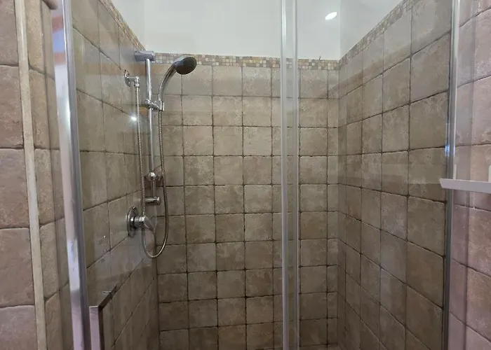 Bed and Breakfast B612 3*